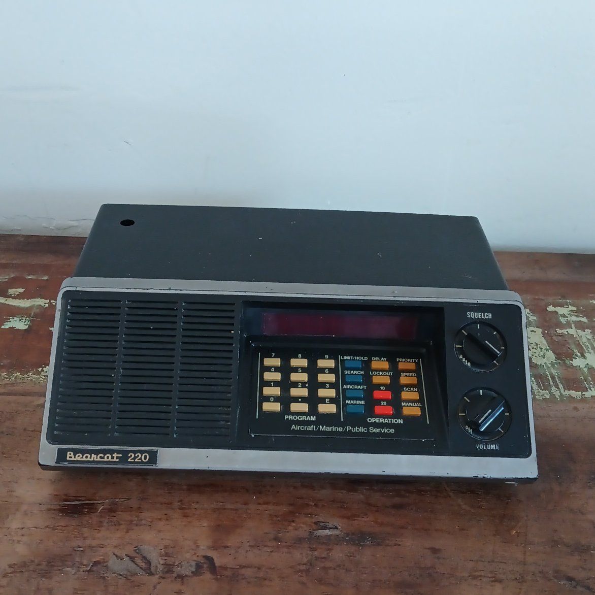 Vintage Bearcat 220 Scanner