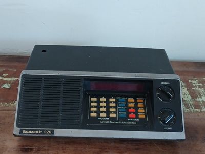Vintage Bearcat 220 Scanner