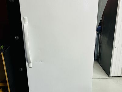 Frigidaire Frost Free Up Right Freezer 20.5 Cu Ft