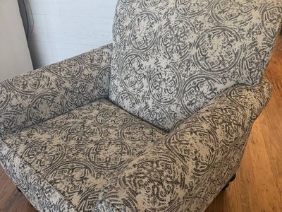 Chaise Chair