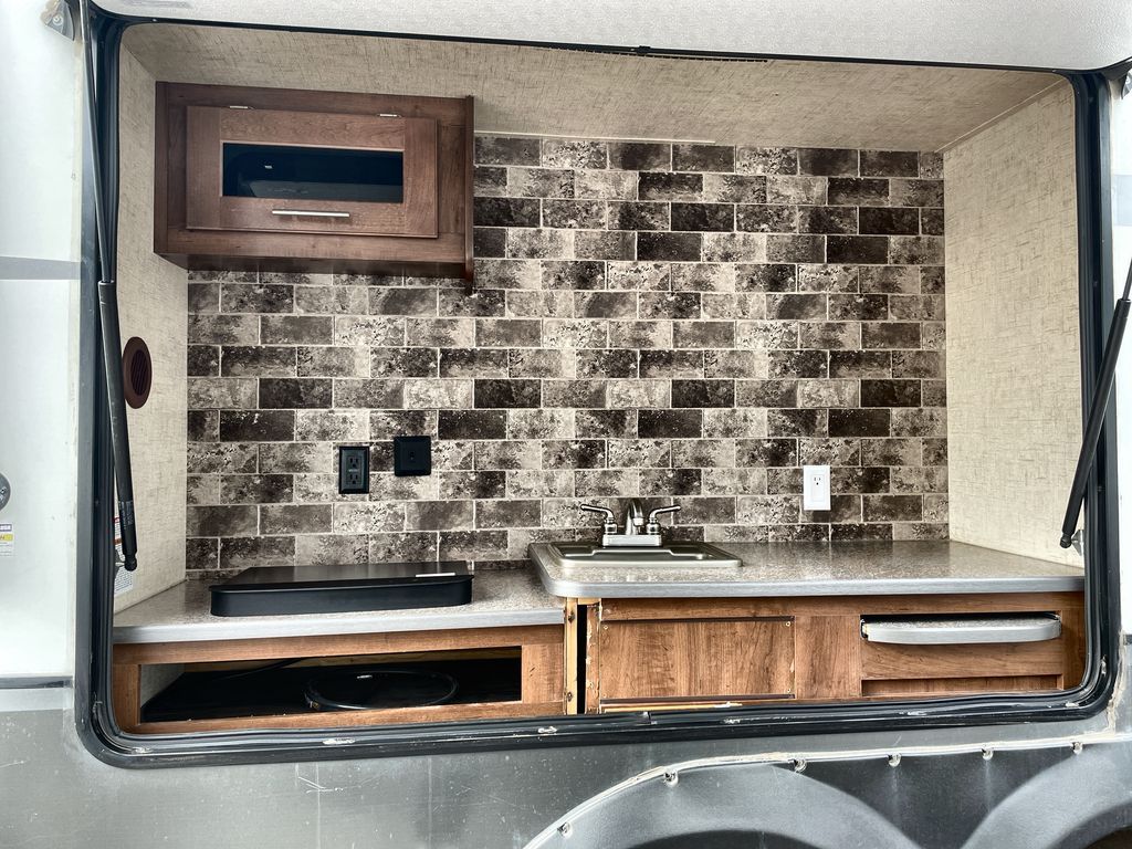 Main image 15