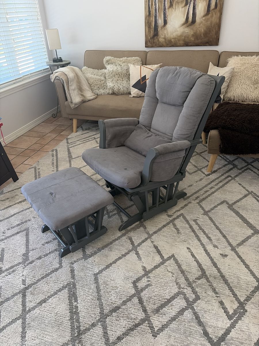 Comfortable Gray Glider Chair & Ottoman - rocking chair Perfect for Nursery or Living Room