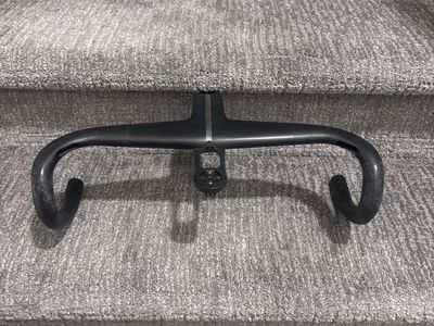 Far sports carbon 1 piece bar 38cm