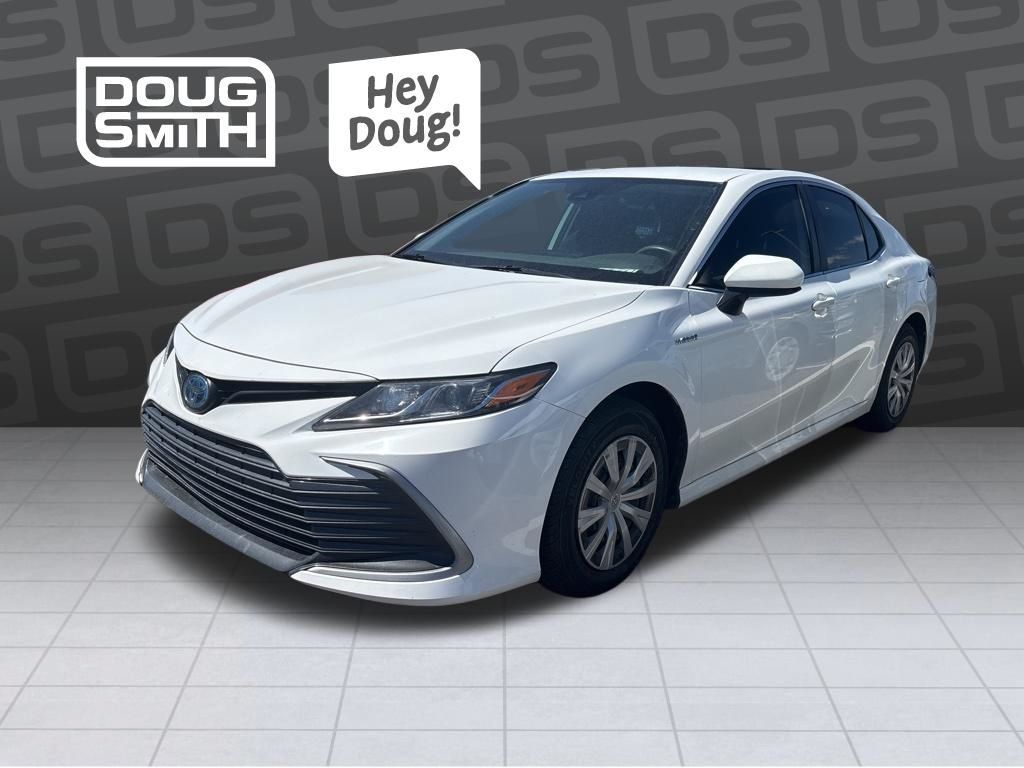 2021 Toyota Camry Hybrid LE