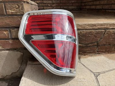 09-14 F150 driver side tail light