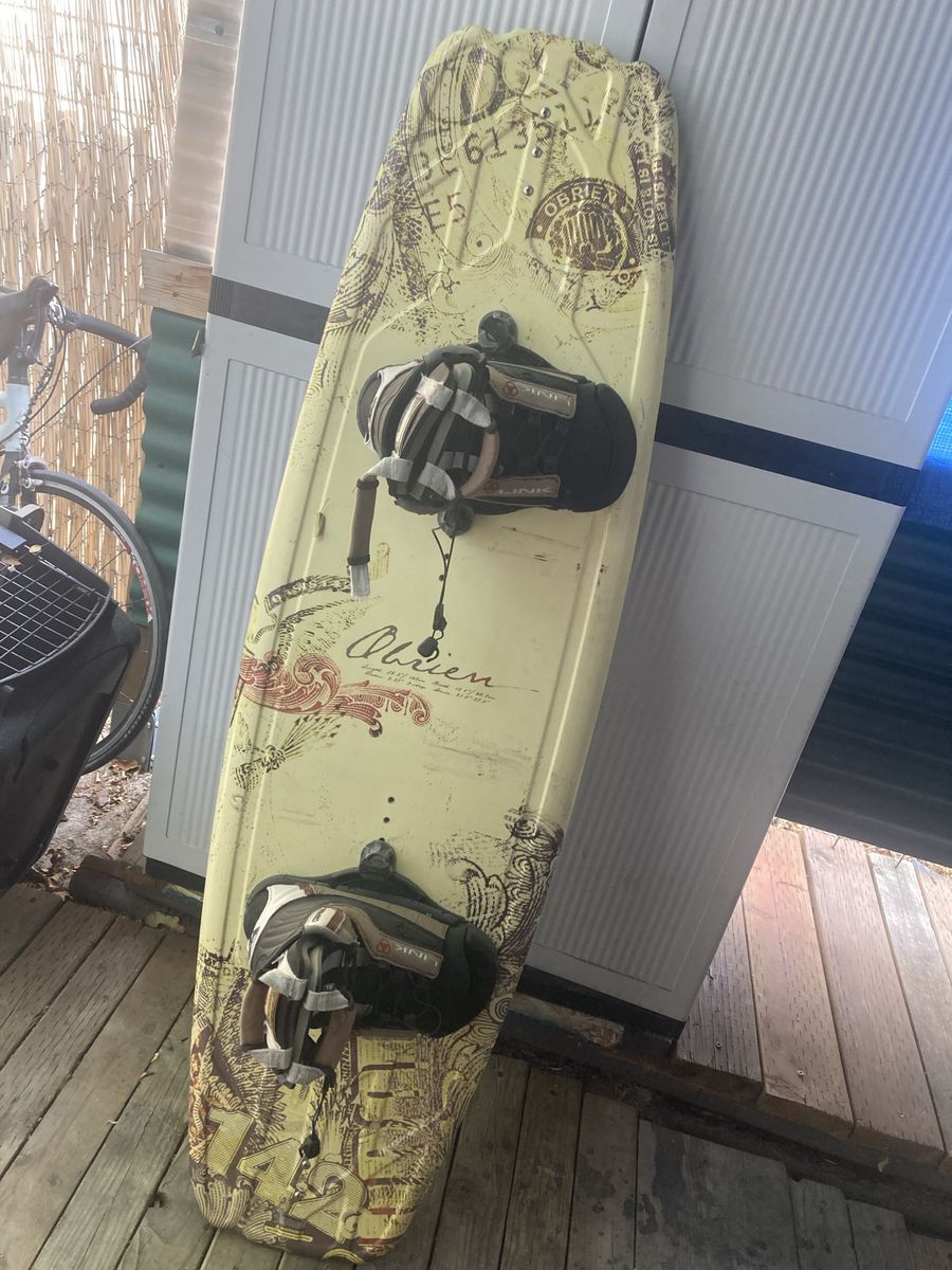O’Brien wakeboard 142cm