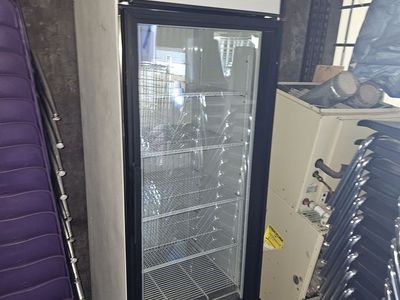 True Merchandising Freezer