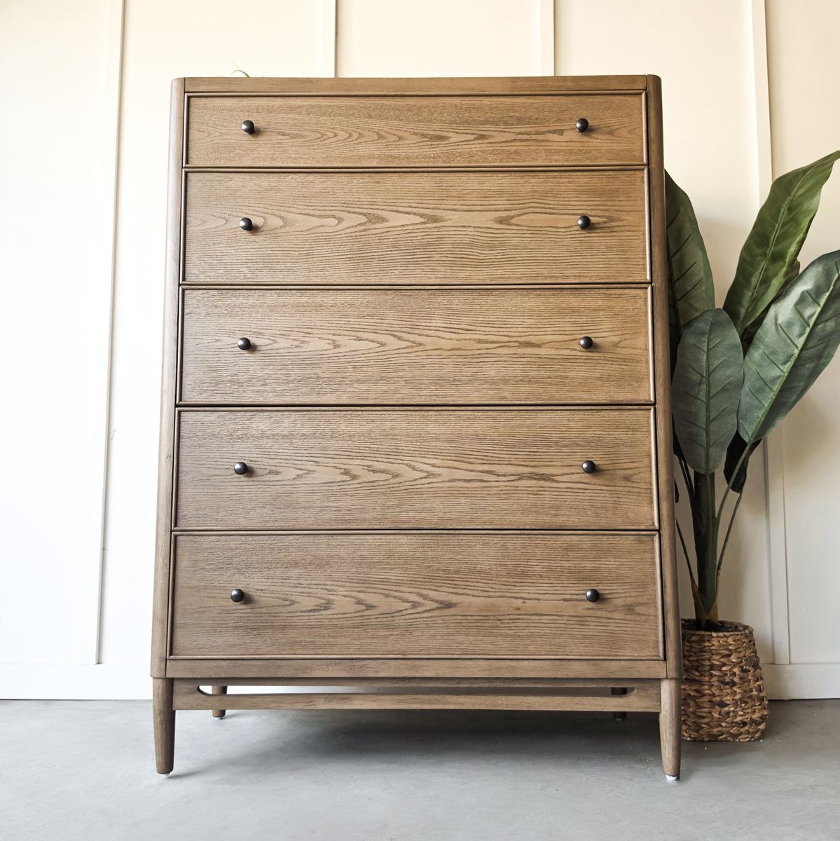 *Brand New* MCM Style Flexsteel Dresser!
