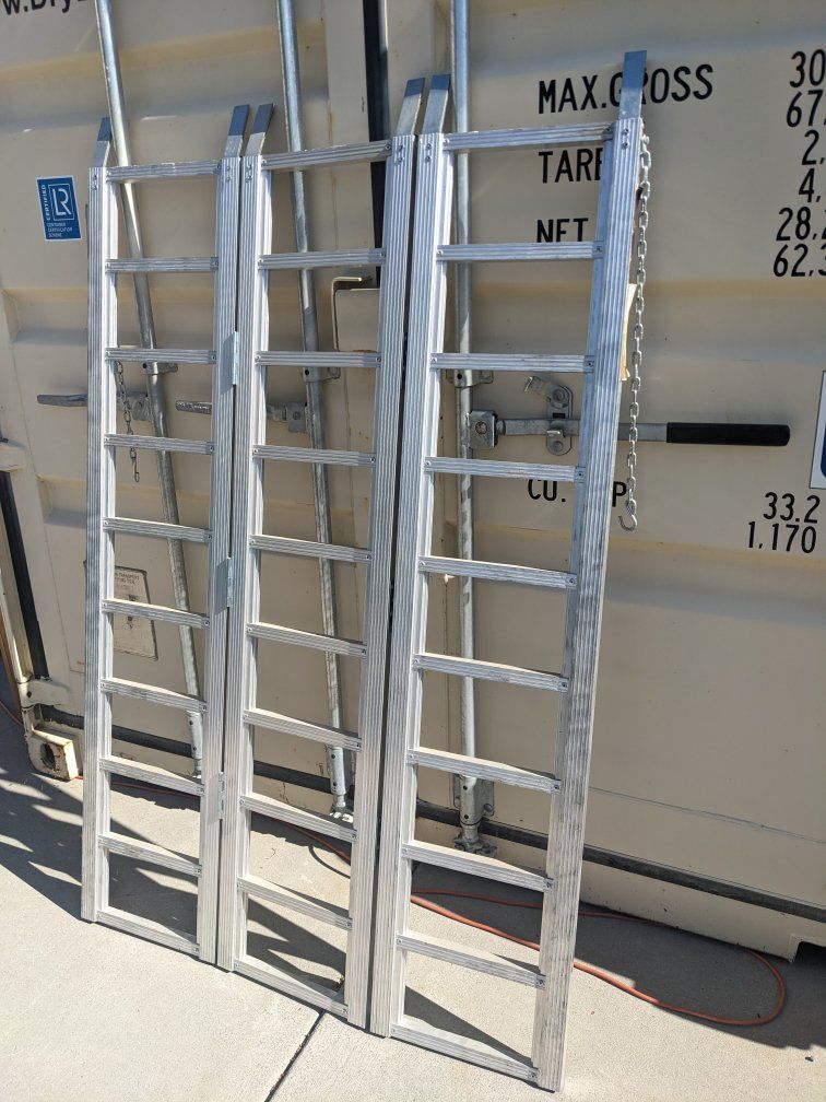 Haul Master 1500 lb. Capacity Tri-Fold Aluminum Loading Ramp - Item 60018