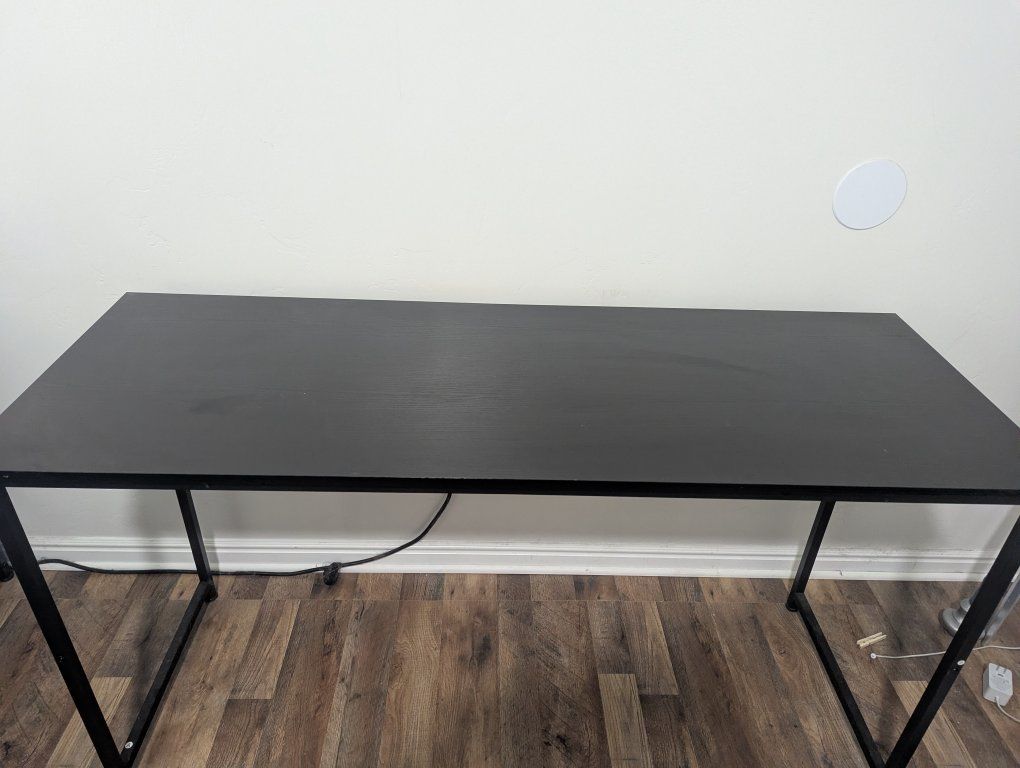 Black desk 55x19.6