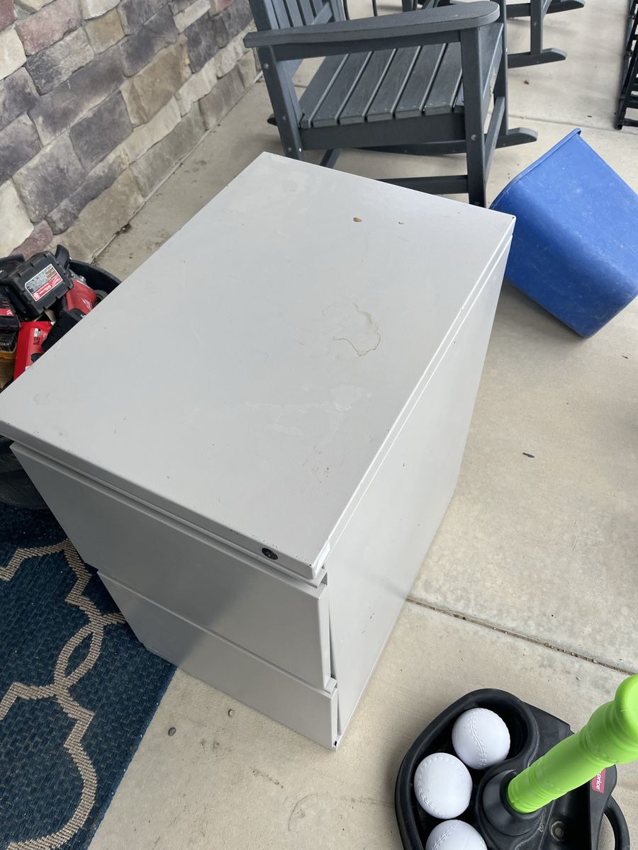 Light Gray Metal 2-Drawer Filing Cabinet