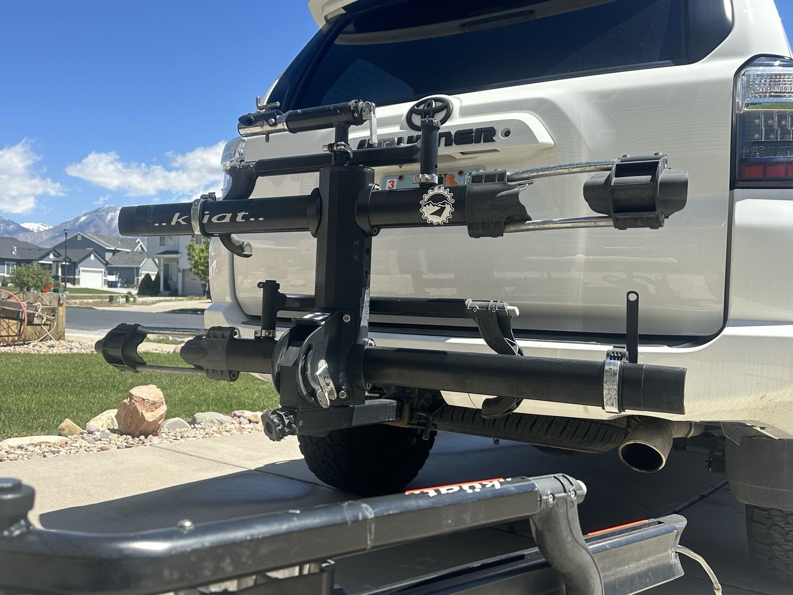 2 bike hitch kuat