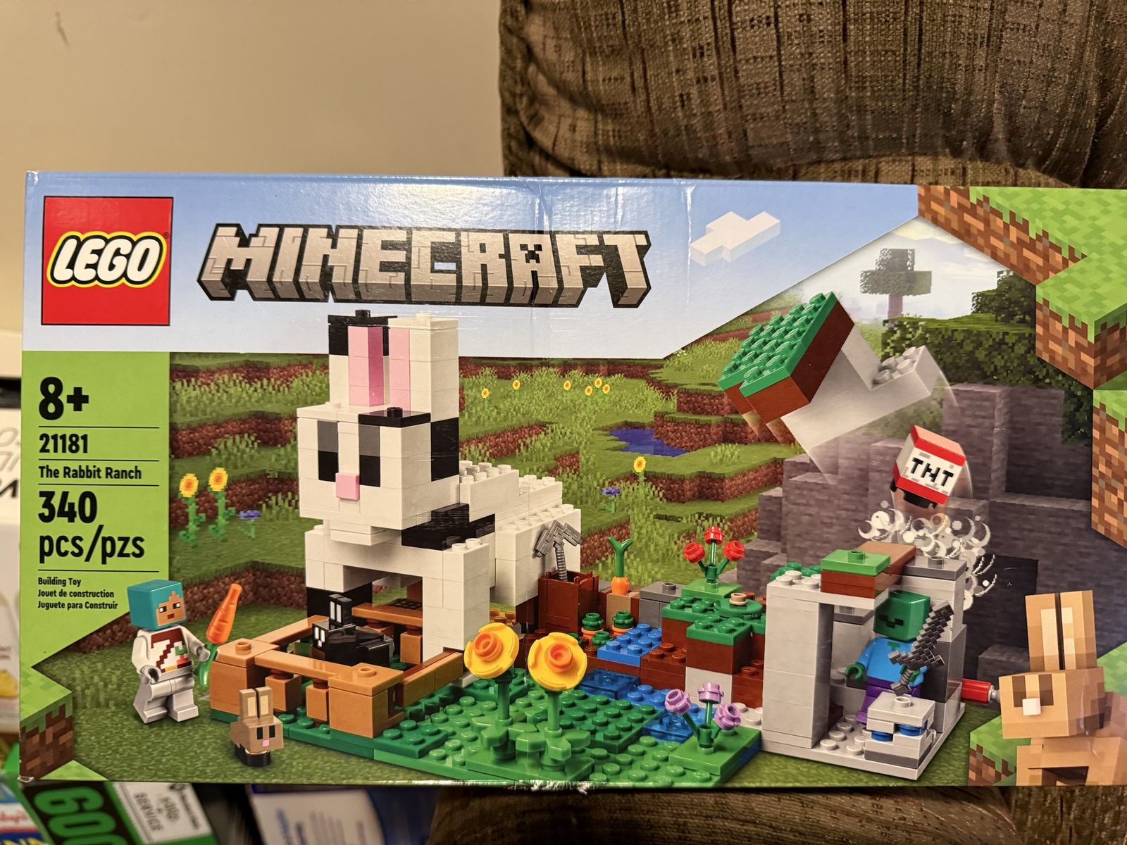 Minecraft (LEGO) The Rabbit Ranch