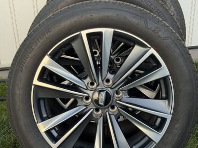 Brand New 2026 Cadillac Escalade Wheels And Tires