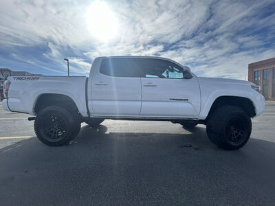 2023 Toyota Tacoma TRD Off-Road