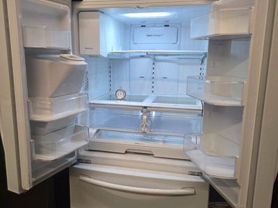 Samsung refrigerator (Icemaker doesn't work)