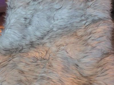New 8×10 Faux Fur Rug