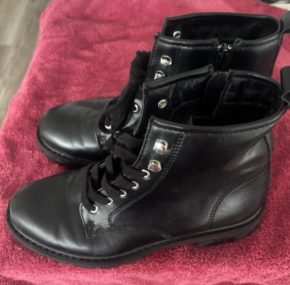Womens' Black Boots
