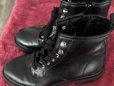 Womens' Black Boots