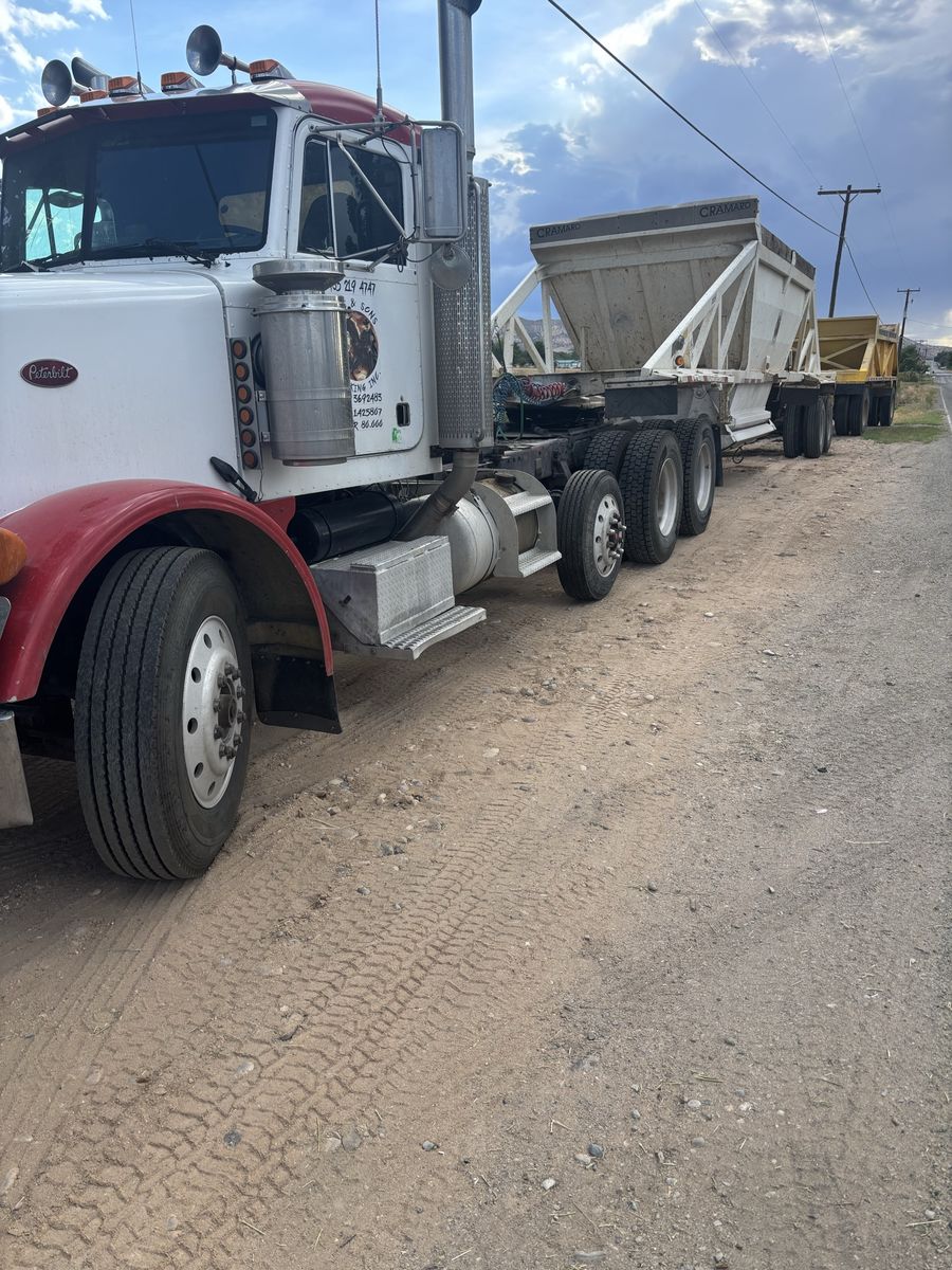1989 Peterbilt Semi Truck - Rebuilt Cat