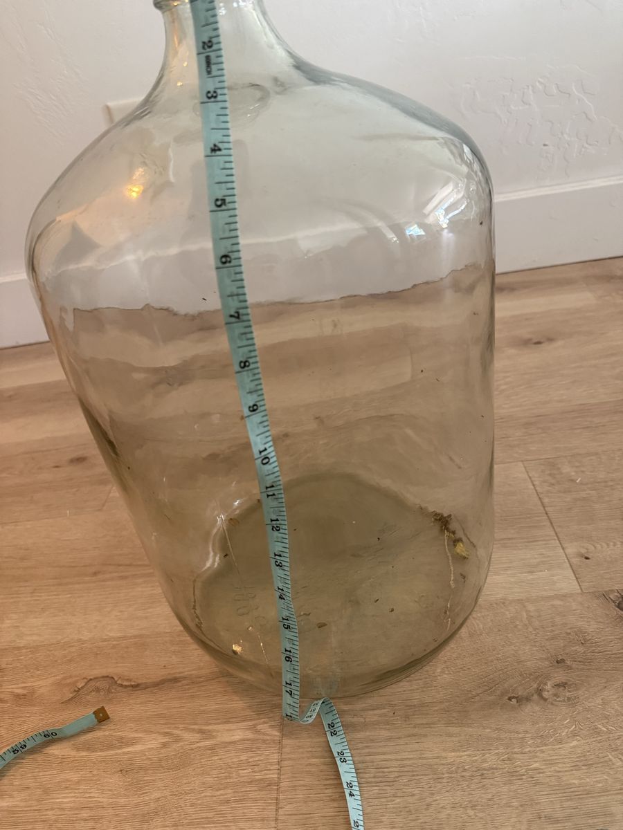 Main image 3