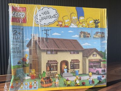 LEGO The Simpsons House #71006 *RARE*
