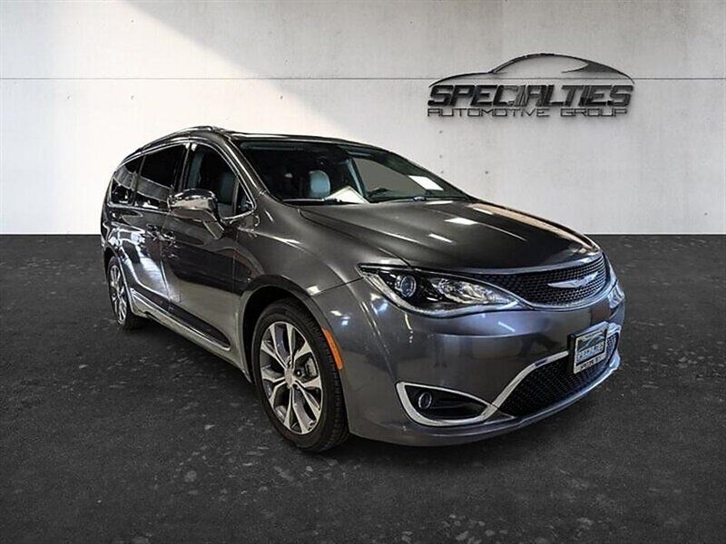 2017 Chrysler Pacifica Limited