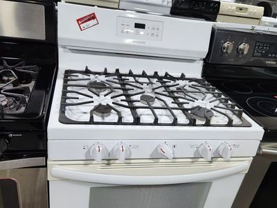 Frigidaire White Freestanding Gas Range Stove Oven with 5 Burners