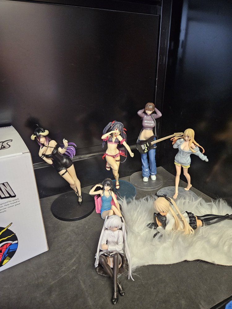 Main image 4