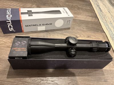 Vector Optics Sentinel-X 10-40x50 Rifle Scope with 34mm Picatinny Mounts