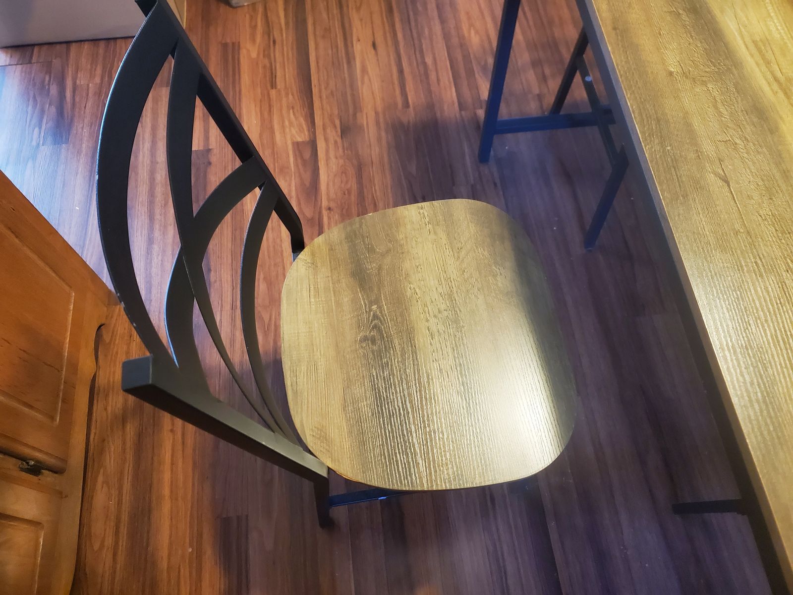 Dining Table Set with 4 chairs: Wood and Iron
