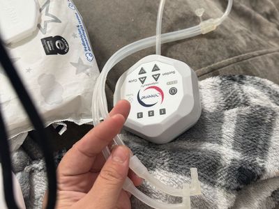 Nursing Medela Pump In Style And Other AttachmentS