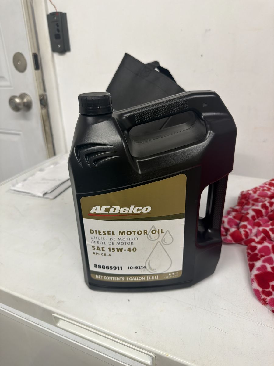 AC Delco 15W-40 motor oil