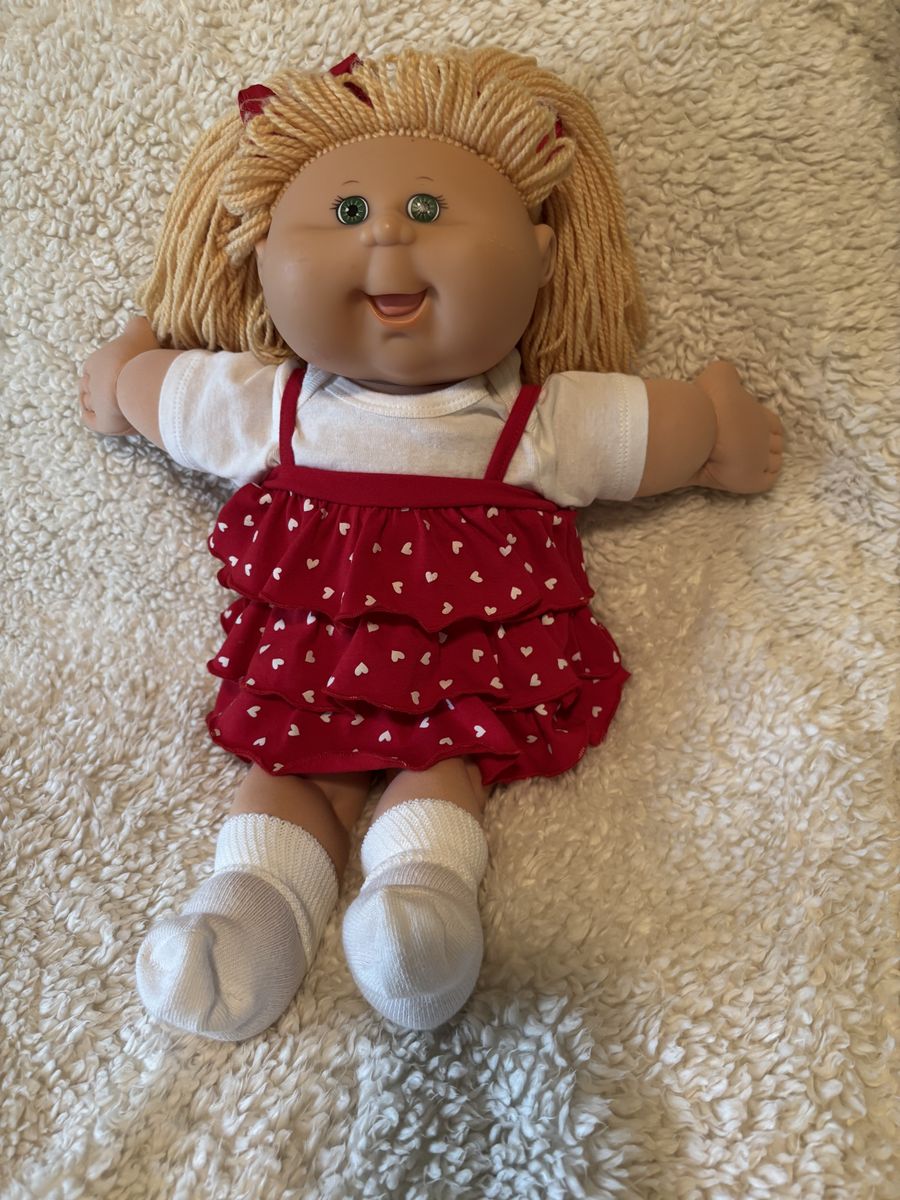 Cabbage Patch Dolls-click on the picture to see the full doll.