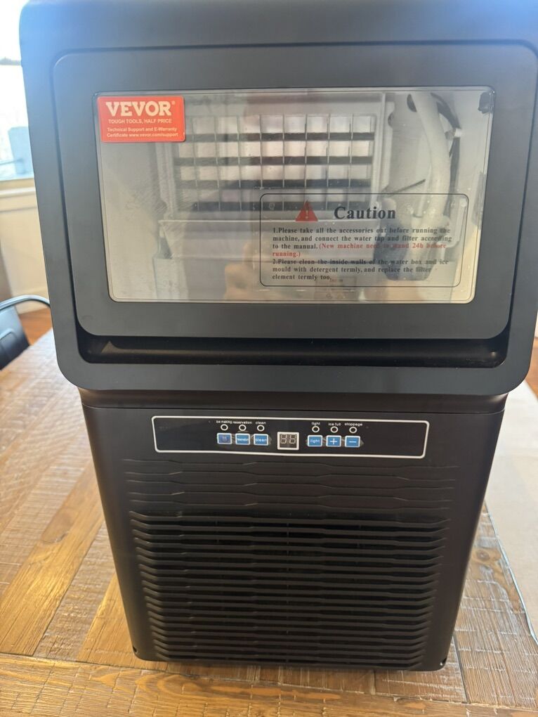 Vevor Icemaker - Used Once