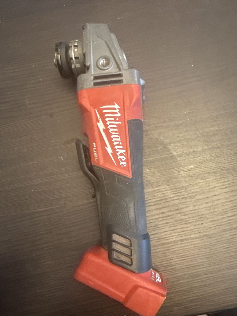 Milwaukee FUEL M12 Cordless Right Angle Die Grinder (Tool Only)