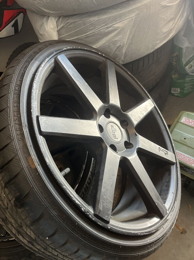 2012 4dr Honda Accord 19 Wheels And Tires