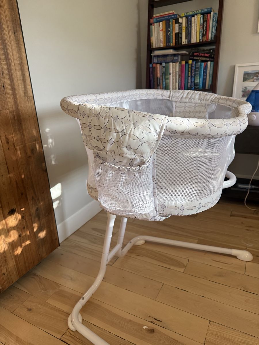 HALO glide bassinet