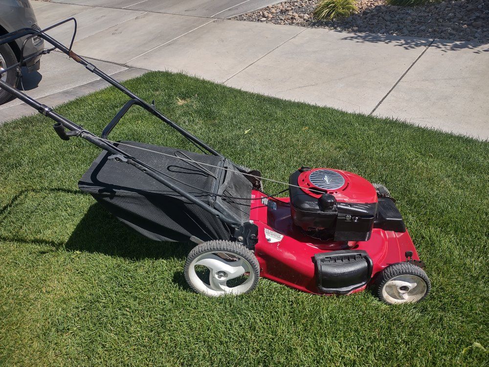 Lawn mower "Craftsman" 6.75 HP self-propelled
