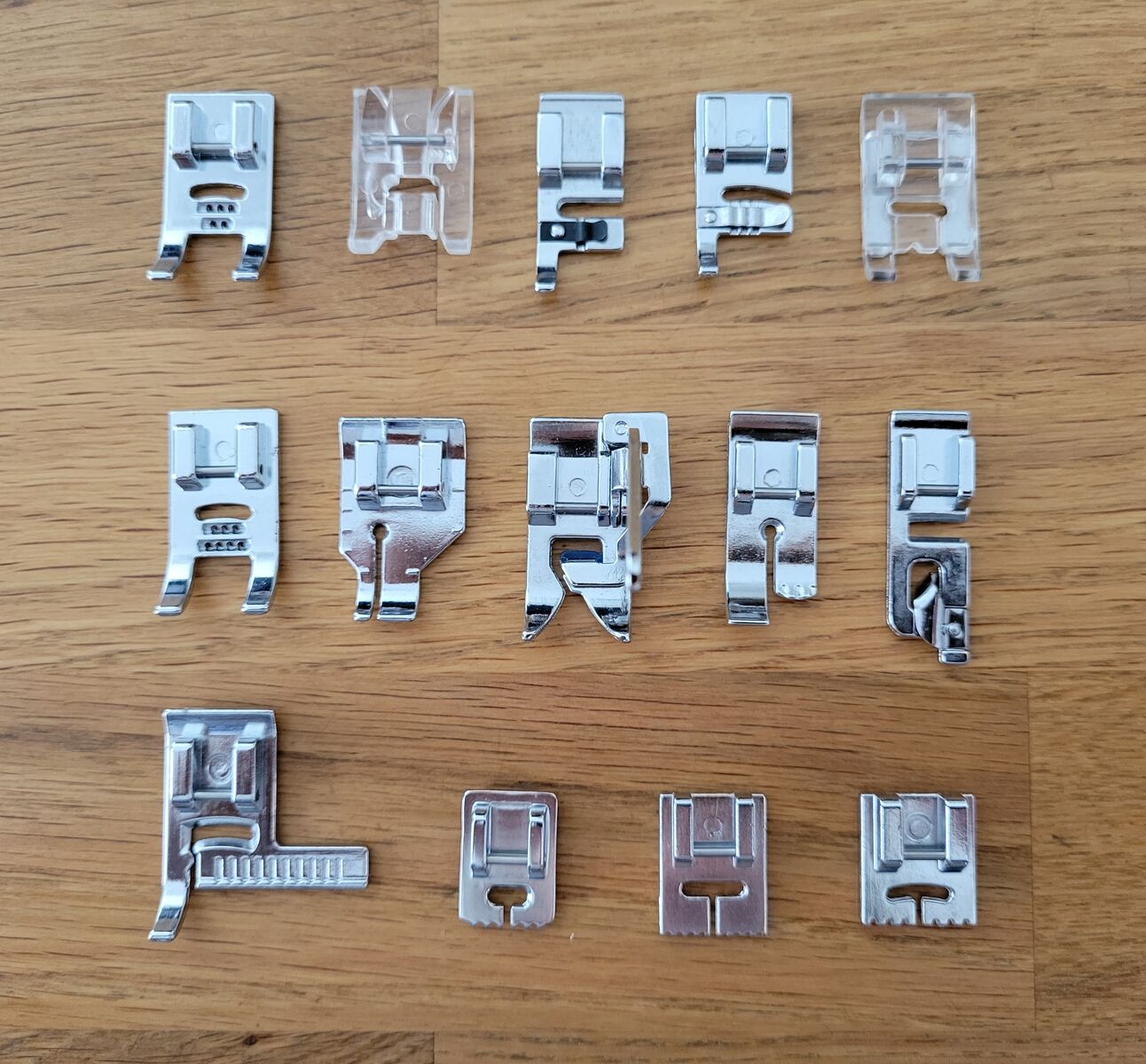 Snap-On Presser Feet and Snap-On Shank Adapters