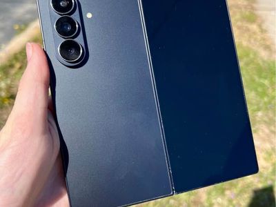Samsung Galaxy Z Fold 7 256GB -UNLOCKED