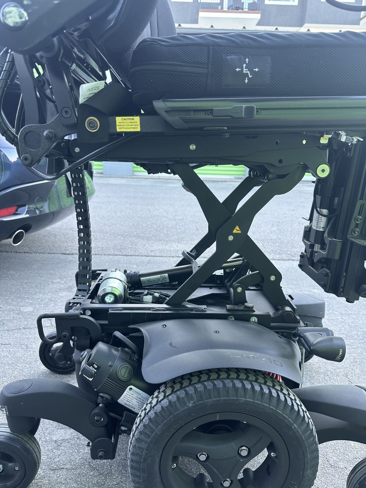 Qm710 electric/power wheelchair any questions please text