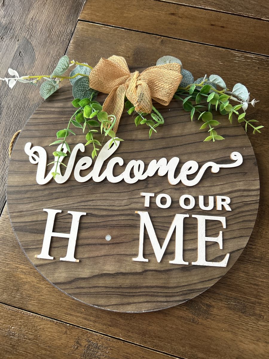 Interchangeable Seasonal Welcome Sign – Farmhouse Front Door Decor