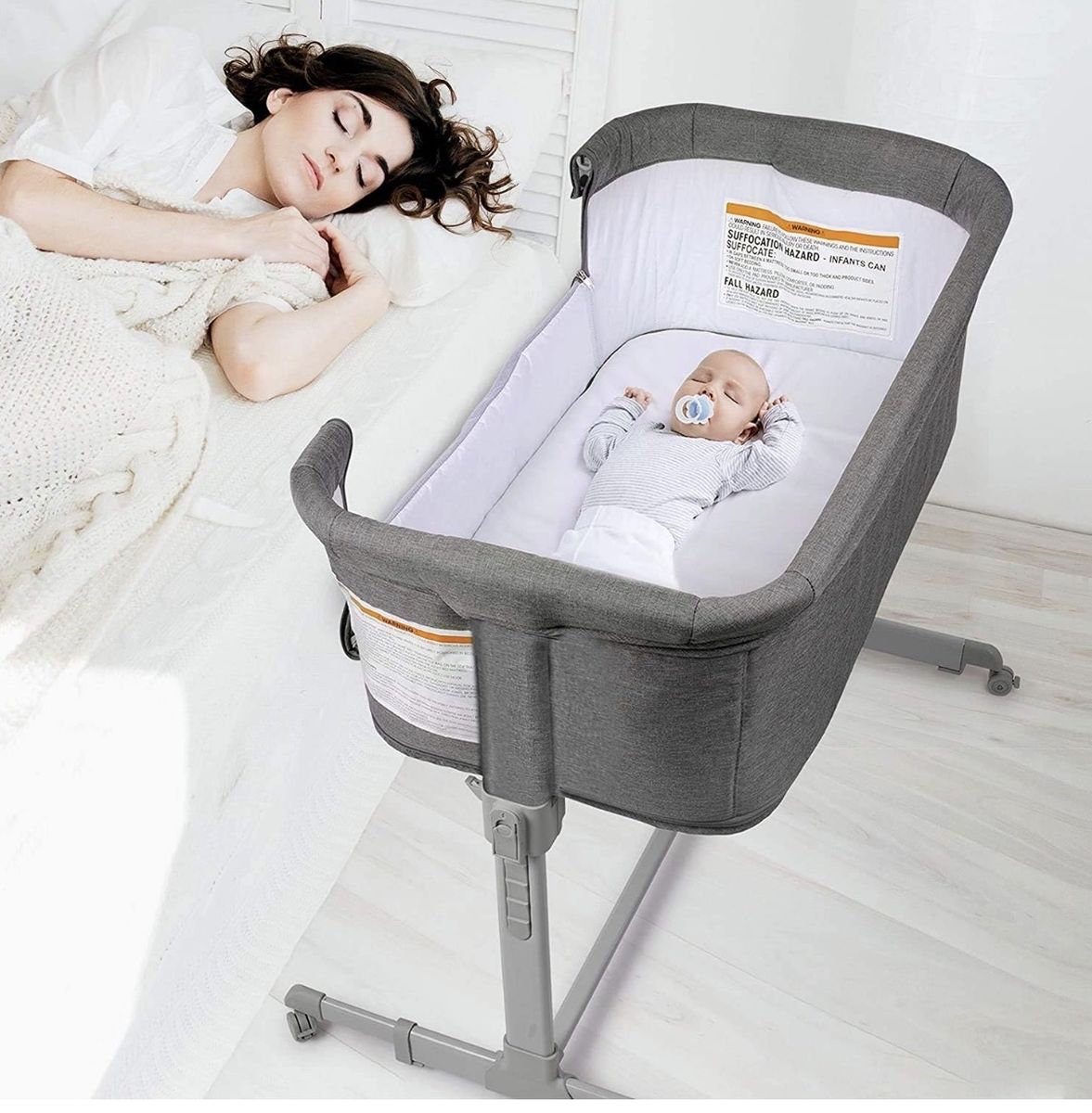AMKE Baby Bassinet Bedside Sleeper with Carrying Case - Gray