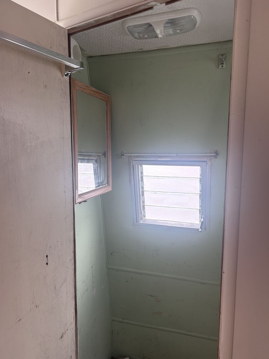 Main image 11