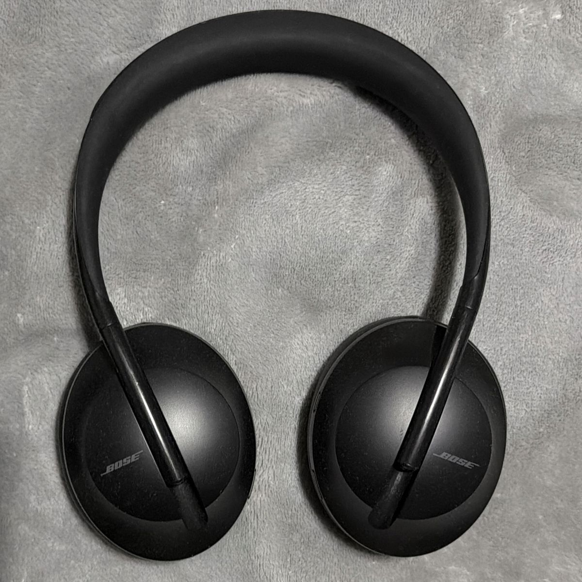 Bose Noise Cancelling Headphones 700