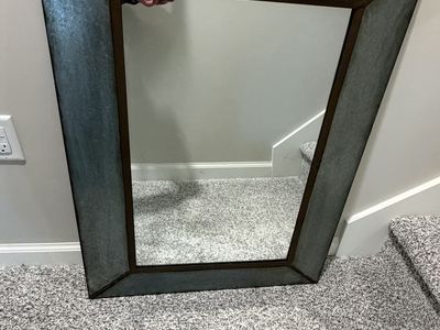 Rectangule mirror with metal frame