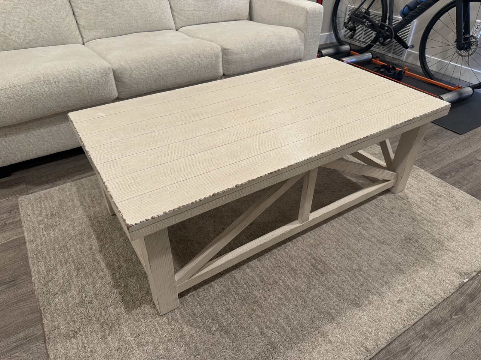 Rustic Farmhouse Style Wood Coffee Table in White with Distressed Edge