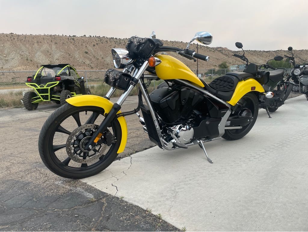 2022 Honda FURY ABS