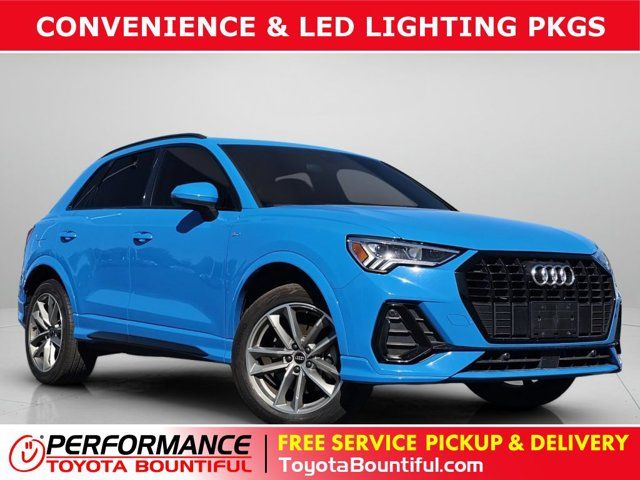 2022 Audi Q3 quattro S line Prem Plus 45 TFSI